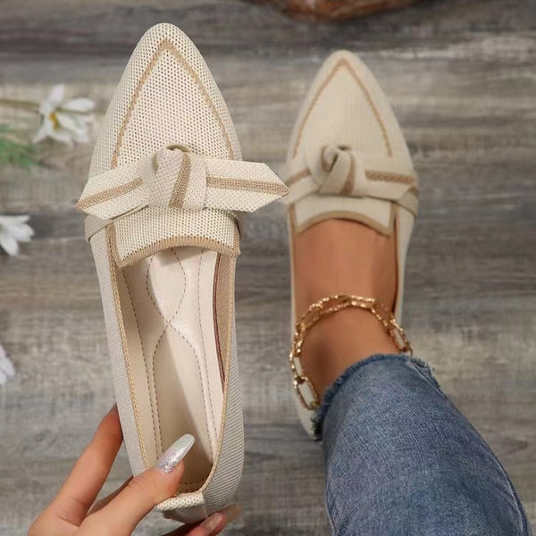 Bow Contrast Trim Point Toe Flats